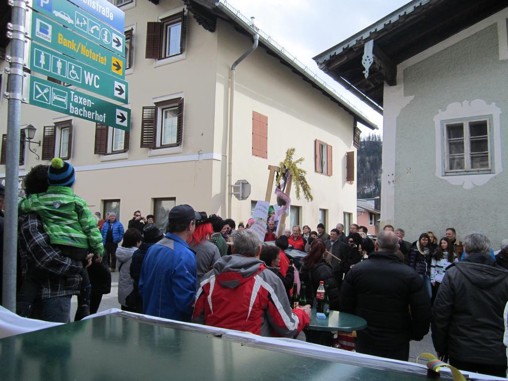 Gasthof Zur Post Taxenbach Buitenkant foto