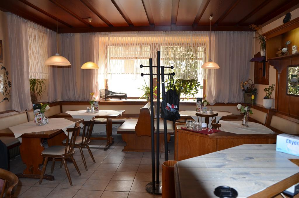 Gasthof Zur Post Taxenbach Buitenkant foto
